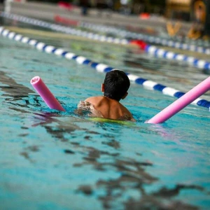 Wann ist das Kind reif für den Schwimmkurs?