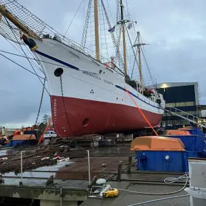 Das Schiff «Großherzogin Elisabeth» in einer Werft