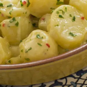 Kartoffelsalat mit Koriander