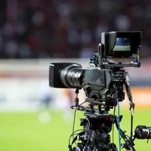 Fußball live mit DAZN: GIGA 5G von Vodafone gibt Anpfiff für die Echtzeit-Übertragung