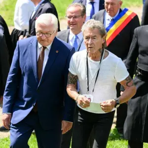 Bundespräsident Steinmeier gratuliert Peter Maffay