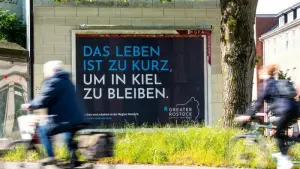 Rostock wirbt mit provokanten Sprüchen für Leben in der Region