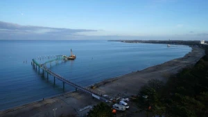 Blick auf die Baustelle der Seebrücke Timmendorfer Strand