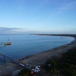 Blick auf die Baustelle der Seebrücke Timmendorfer Strand