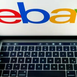 Das Ebay-Logo auf einem Bildschirm