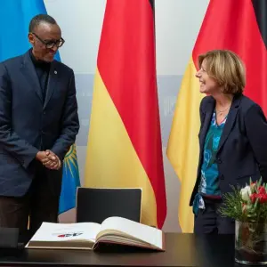Malu Dreyer empfing 2022 als Regierungschefin Besucher aus Ruanda