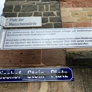 Platz der Menschenwürde in Trier