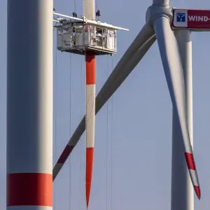 Wartungsarbeiten an Windkraftanlagen