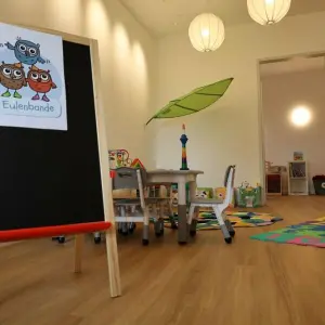 Kinder-Notbetreuung «Eulenbande» startet im Landtag