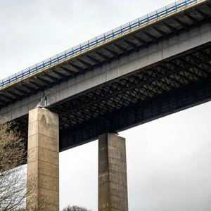 Autobahnbrücke (Symbolbild)