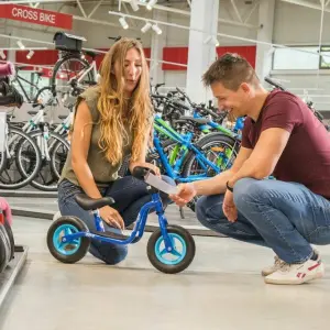 Zwei Räder als Osterei: Tipps für das erste Kinderfahrrad