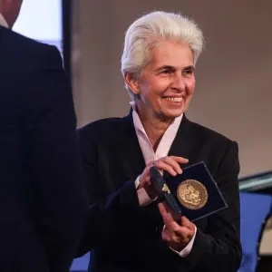 Strack-Zimmermann bekommt Auszeichnung der jüdischen Gemeinde