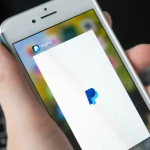 PayPal auf dem Smartphone