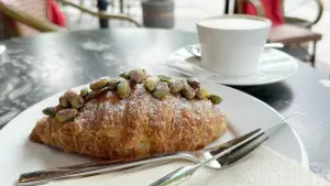Pistazien-Croissant