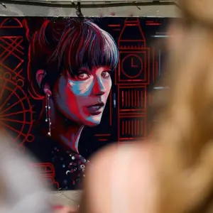 Neues Wandportät von Taylor Swift in London enthüllt