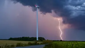 Gewitter nahe eines Windrades