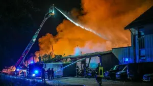 Brand auf Gelände von Holz-Betrieb in Gerstetten