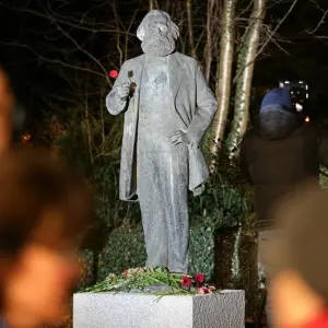 Karl-Marx-Denkmal in Neubrandenburg