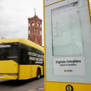 Berliner Verkehrsbetriebe stellt digitale Fahrgastinformation vor