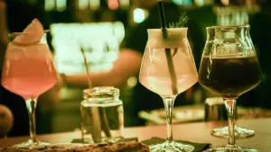 Cocktails in der Sphere Bar im Berliner Fernsehturm