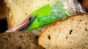 Verschiedene Brotsorten ohne Gluten