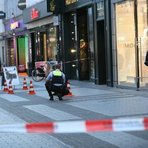 Mann in Kölner Innenstadt durch Messer verletzt