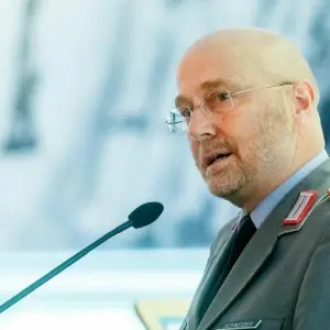 Oberst Axel Schneider