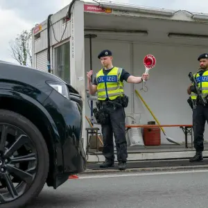 Grenzkontrollen Bundespolizei an A8