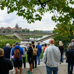 Carolabrücke in Dresden eingestürzt