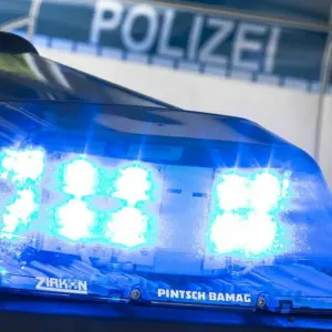 Polizeiwagen mit Blaulicht 