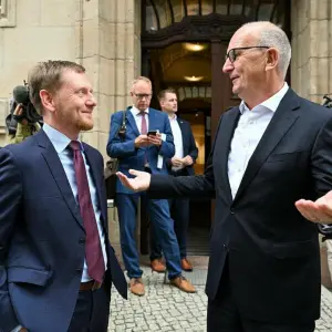 Die Regierungschefs Michael Kretschmer und Dietmar Woidke