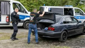 Polizei kontrolliert Rocker in Gelsenkirchen.