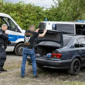 Polizei kontrolliert Rocker in Gelsenkirchen.