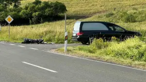 Tödlicher Motorrad-Unfall - zwei 16-Jährige sterben