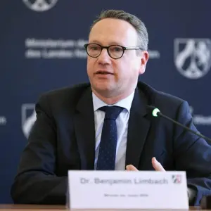 NRW-Justizminister Benjamin Limbach