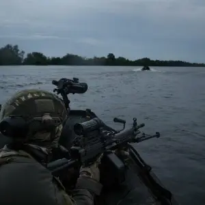 Ukrainische Soldaten auf dem Dnipro