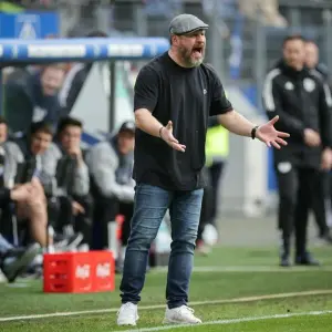 Trainer Steffen Baumgart vom Hamburger SV