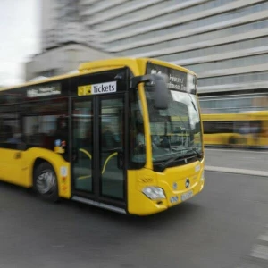 Symbolfoto BVG-Bus