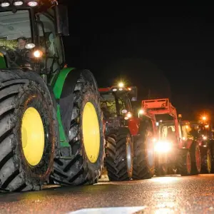 Landwirte blockieren Straßen