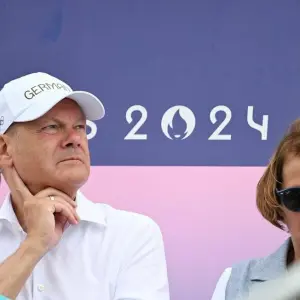 Olaf Scholz in Paris