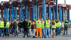 Warnstreik im Hamburger Hafen