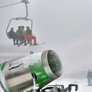 Schneekanonen schaffen großes Wintersport-Angebot im Sauerland