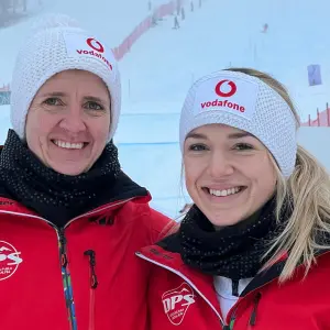 Female-Power bei den Paralympics: Das Ski-Duo Noemi Ristau und Paula Brenzel im featured-Interview
