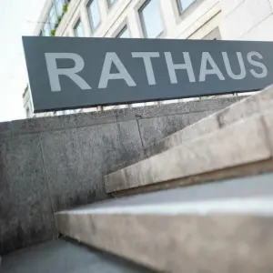 Warnung vor neuen Barrieren in Rathäusern