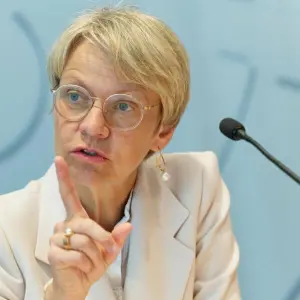 Ministerin erklärt Weichenstellungen zum neuen Schuljahr