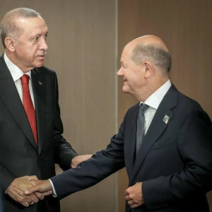 Bundeskanzler Scholz (r.) und der türkische Präsident Erdogan