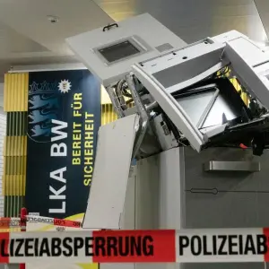Landeskriminalamt zeigt gesprengten Geldautomaten