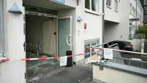 Macheten-Angriff auf Polizeiinspektion in Linz am Rhein