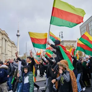 Demonstration „PKK-Verbot aufheben“