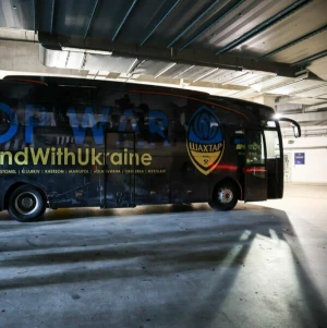 Mannschaftsbus von Schachtjor Donezk